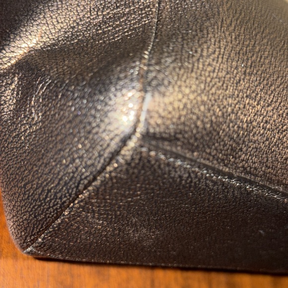 Coach  Madison metallic golden bronze satchel  Crossbody bag gunmetal hardware - Picture 12 of 17